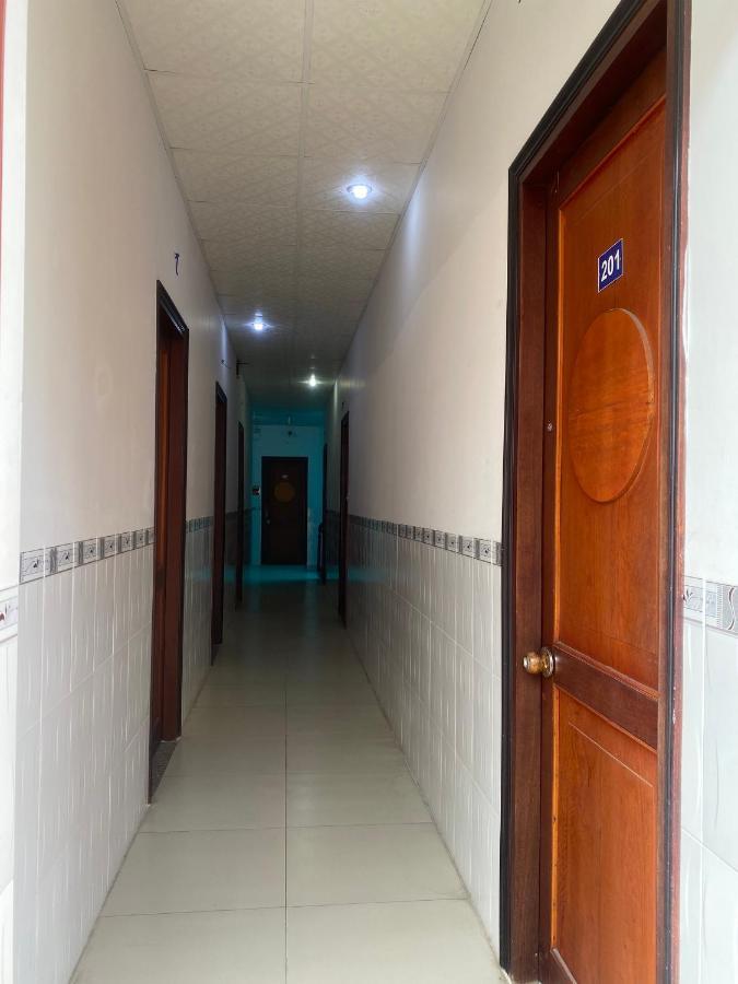 Nha Nghi Nam Phuong Panzió Hà Tiên Kültér fotó