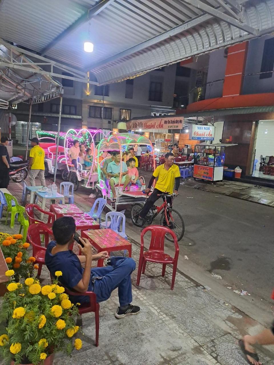 Nha Nghi Nam Phuong Panzió Hà Tiên Kültér fotó