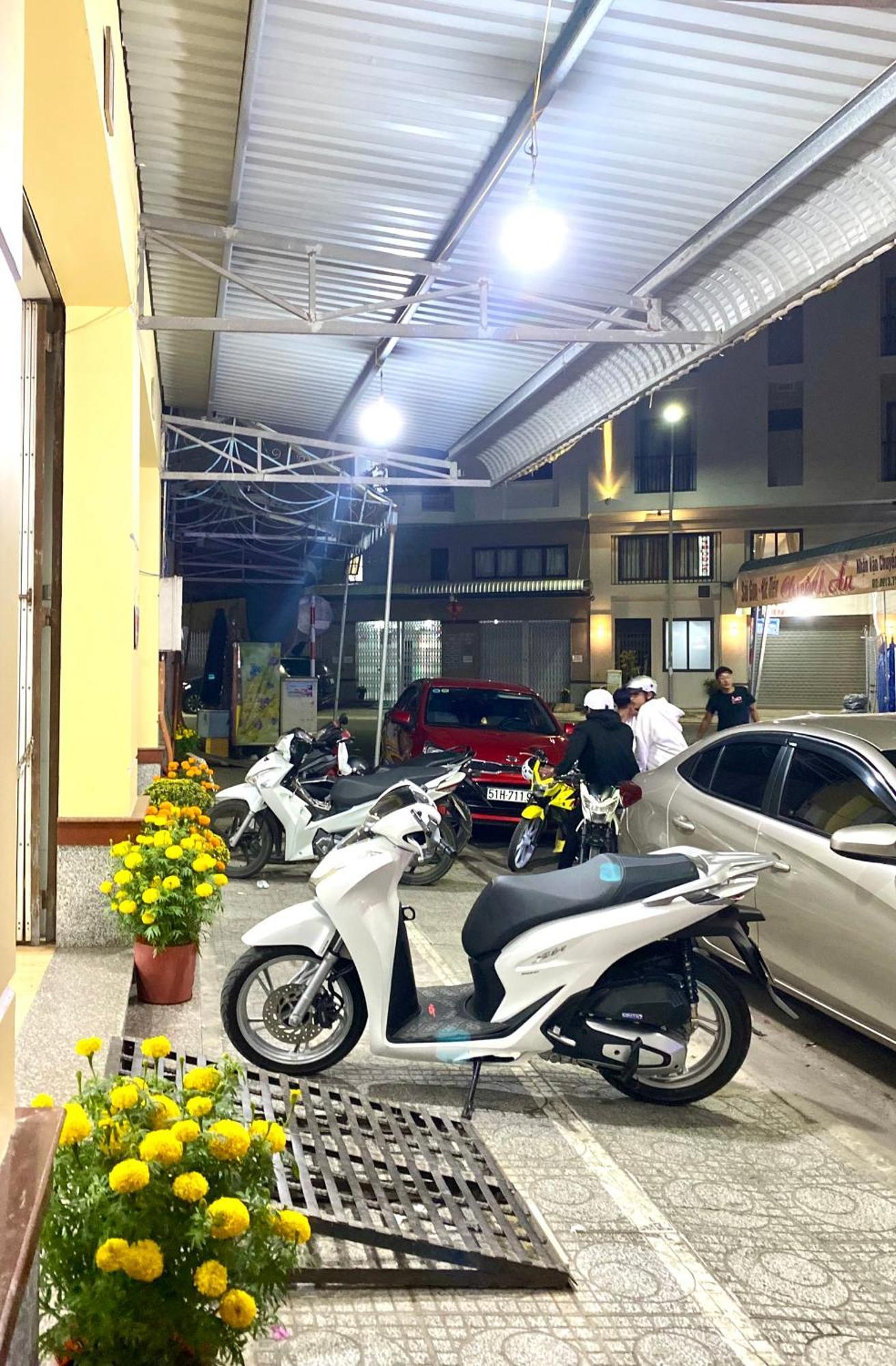 Nha Nghi Nam Phuong Panzió Hà Tiên Kültér fotó
